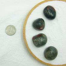 gemstone_crystal_African Bloodstone stone set2