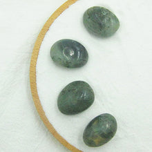 gemstone_crystal_Labradorite_stoneset1